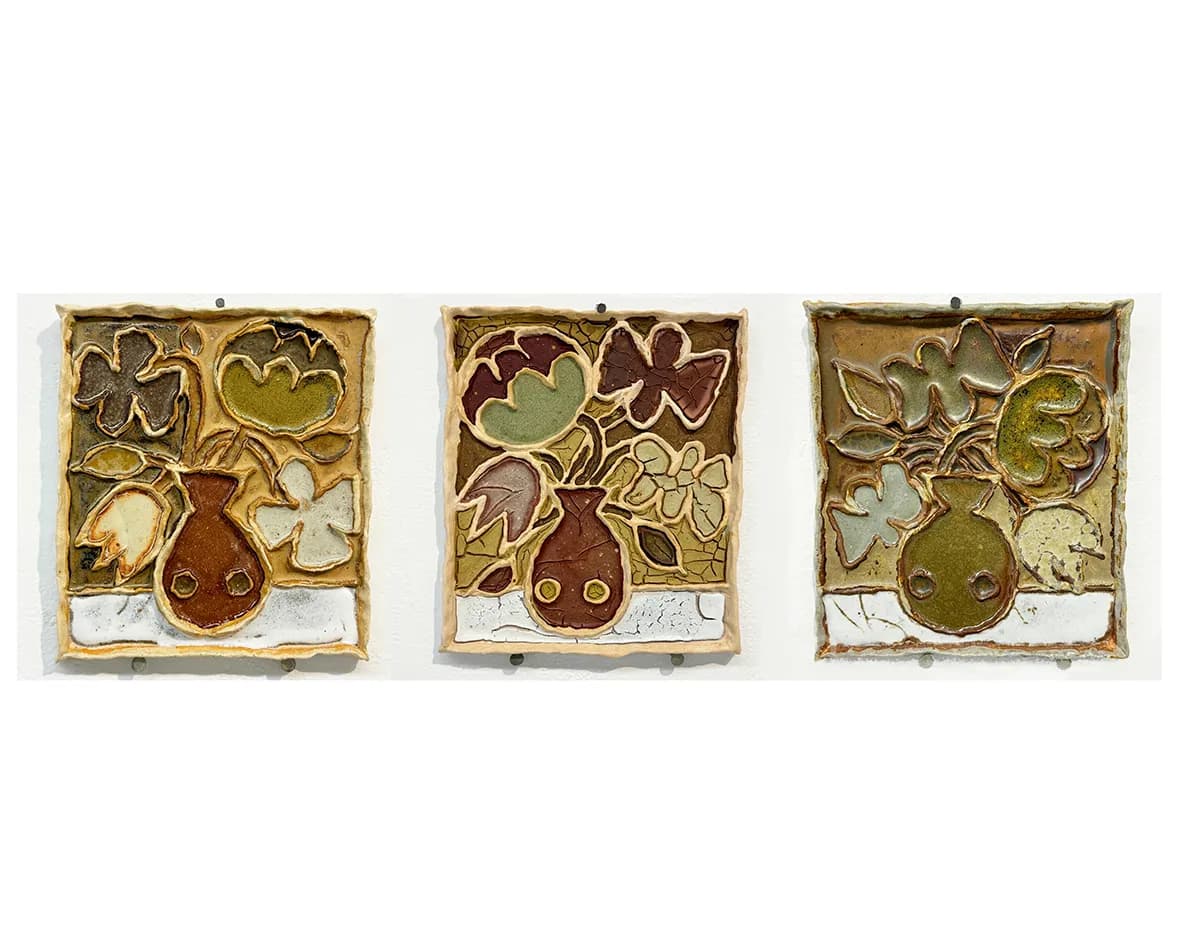 red earth blooms - Image 1